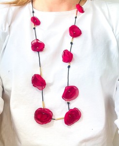 FABRIC FLOWER NECKLACE